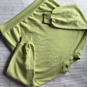 Women's Green levis Sweatshirt